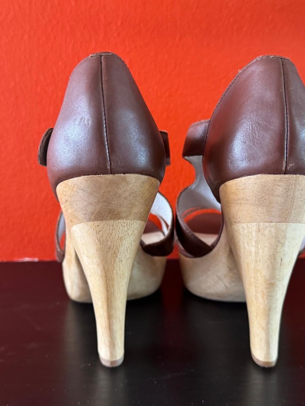 Max Studio Brown Leather Platform Sandals with Light Wood Heel - Picture 6 of 6
